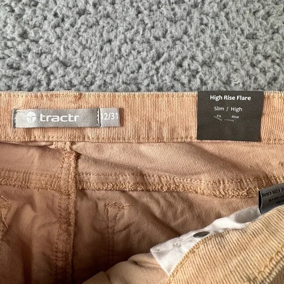 Tractr High Rise Flare Leg Tan Beige Corduroy Stretch Jeans Sz 12/31 NWT‎ - Picture 8 of 10
